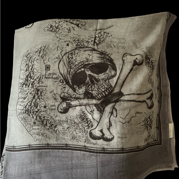 Gray Digital Print Linen-Cotton- 100*200 - Picture 1 of 5